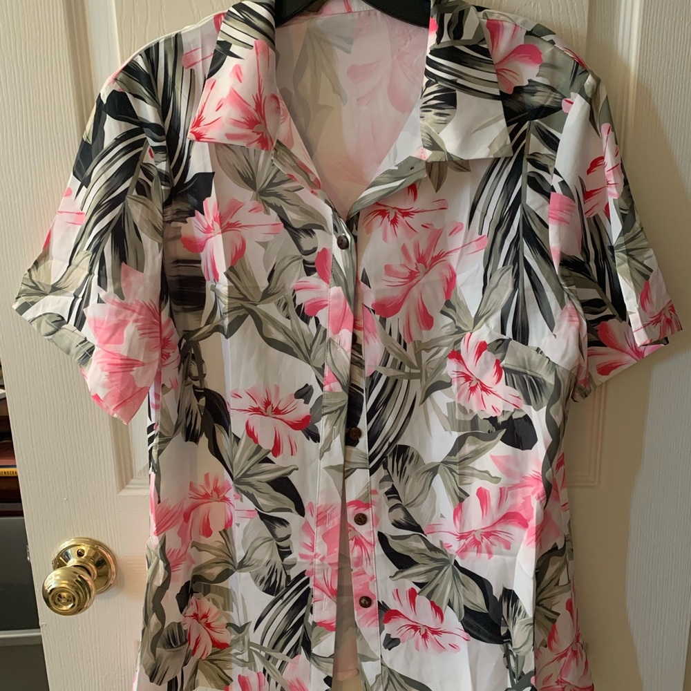 Hawaiian shirt